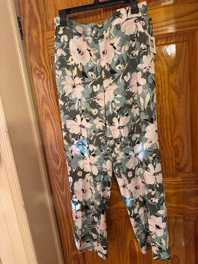 Anne Klein Green Floral Boot Cut Pants with Pink Flowers
